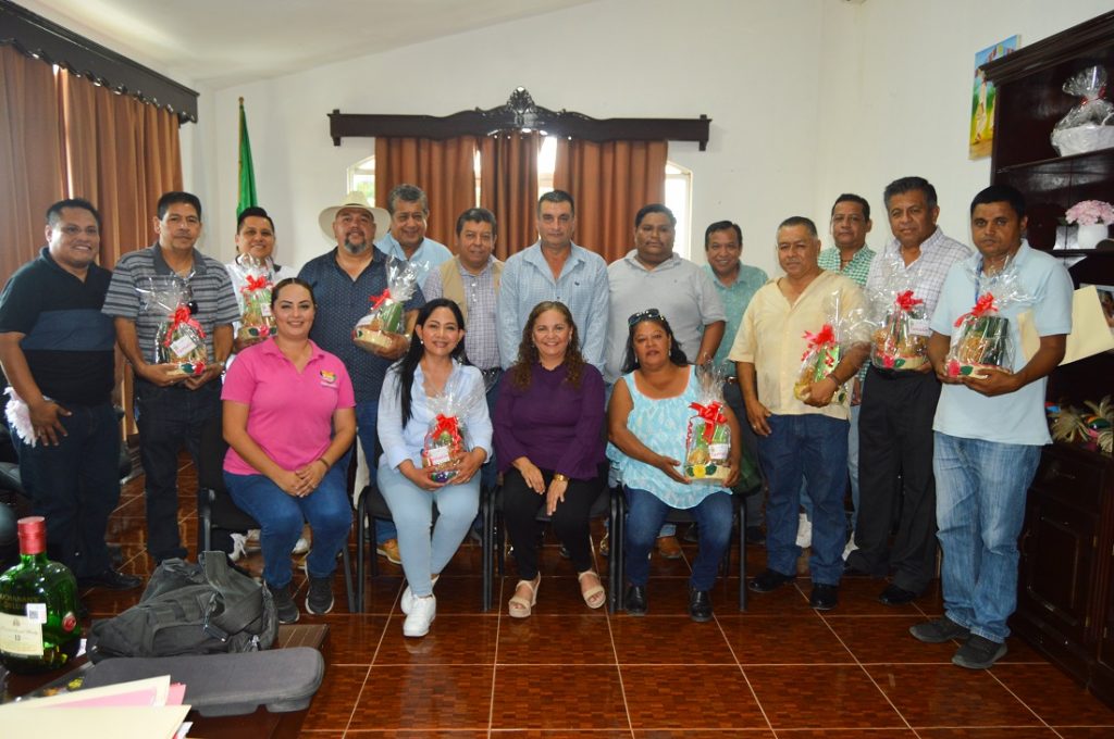 Festejan a comunicadores, por El Día de la Libertad y Expresión en el Municipio de Tamalín