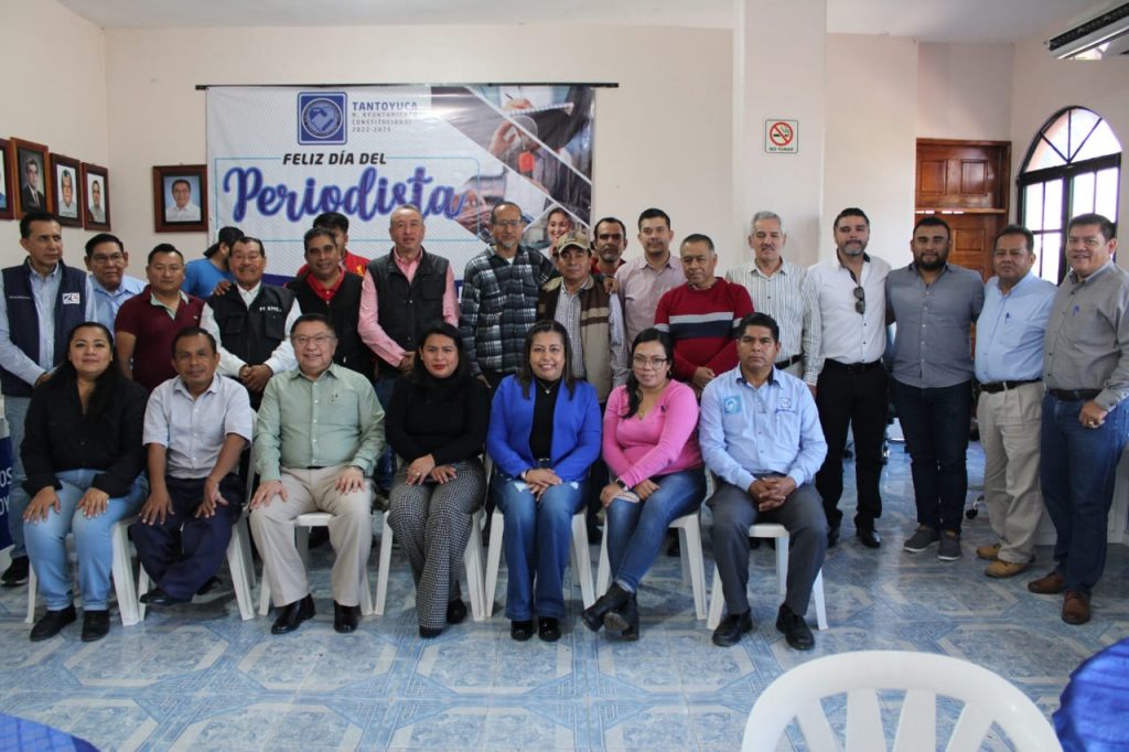 Ayuntamiento de Tantoyuca celebra el Día del Periodista